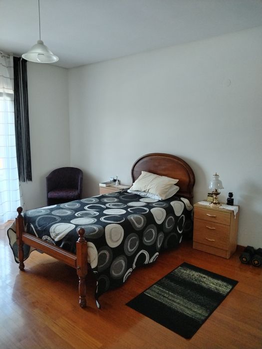 Quarto 1p, c/desp.incl, Castêlo da Maia(Porto)