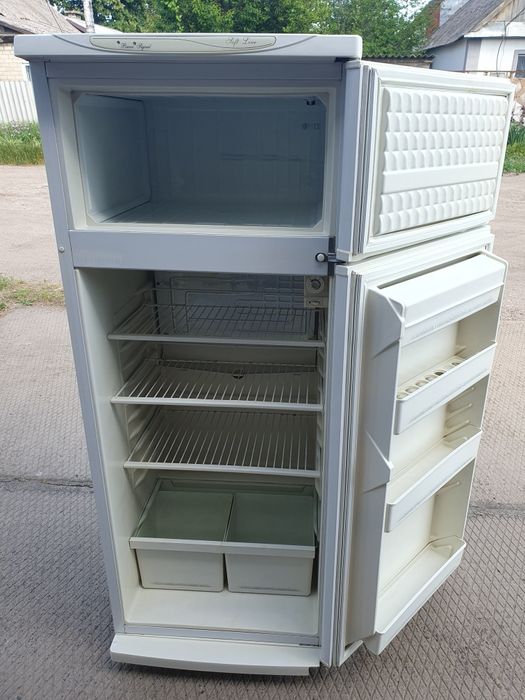 Холодильник вместительный