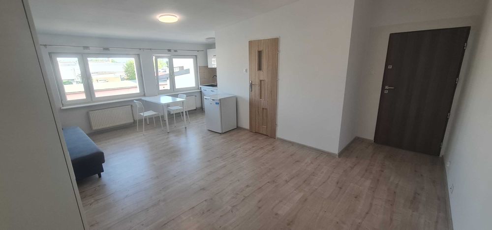 BEZCZYNSZOWA garsoniera (30 m2) - od 25.06 - Czyżyny koło M1