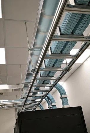 Instalação de redes | CCTV | Fibra Ótica | Wi-Fi | Reparações em geral