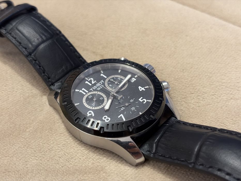 Relógio TISSOT - bracelete recente - 100 metros resistência a água