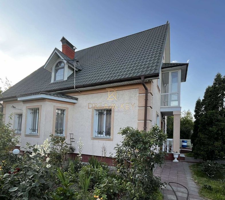 Продам теплий будинок 210кв, 3 спальні, камін, вихід до річки Осокорки