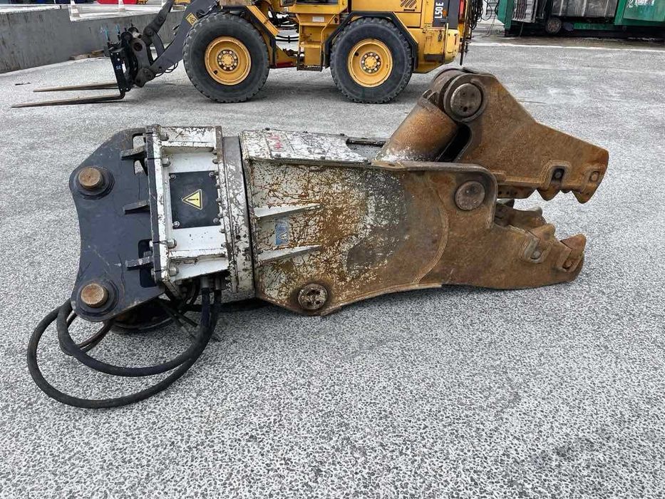 Ножиці гідравлічні  екскаваторні OSA RV25 2012року