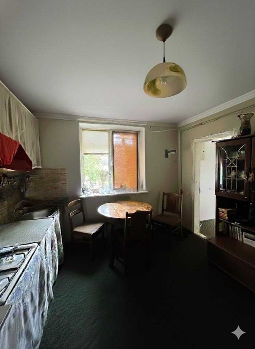 Пропонуємо до продажу житловий будинок з великою ділянкою в с. Кагуїв.