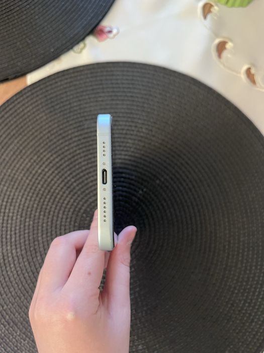 IPHONE 15 plus 128 Niebieski
