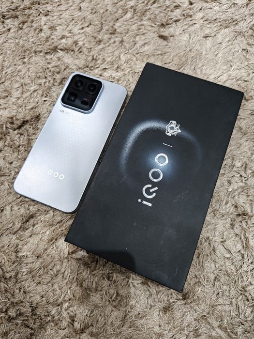 IQOO 15 Ultra **16gb/512gb** c/fatura
