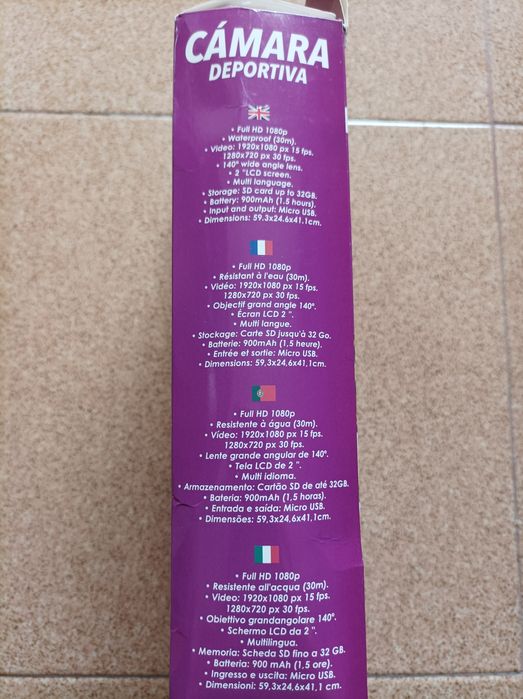 Câmara de filmar a prova de água nova.