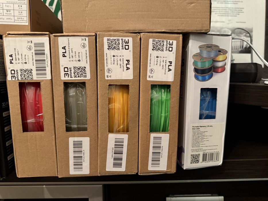 Філаменти 1 кг/850 гр