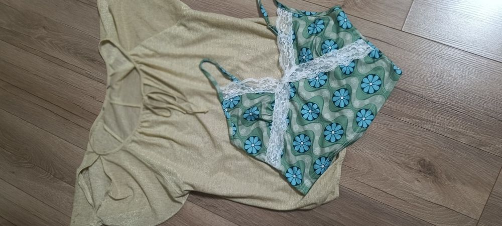 Класний одяг пакетом