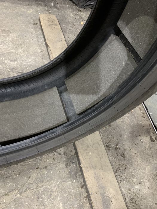 Шина одна Pirelli PZero PZ4 275/40 R22 одиночка