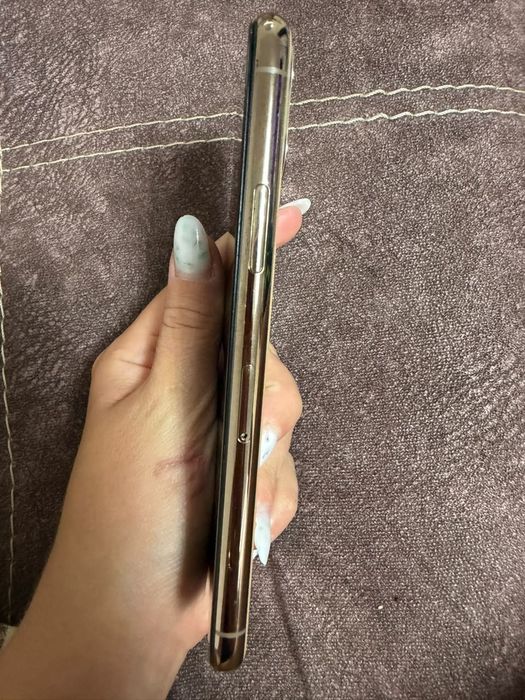 Продам iphone 11 pro 512