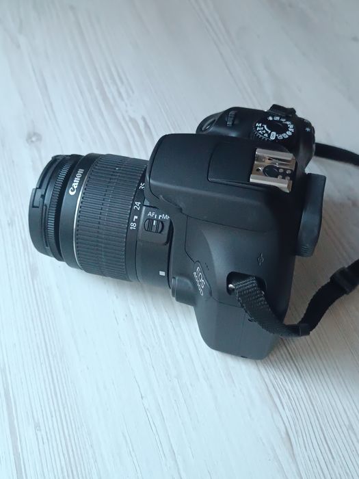 Фотоапарат Canon EOS 4000D