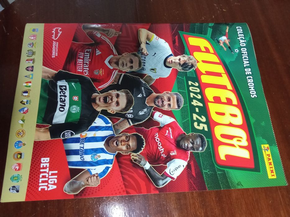 Cromos de futebol da liga 2024/25 com Mercado de Inverno