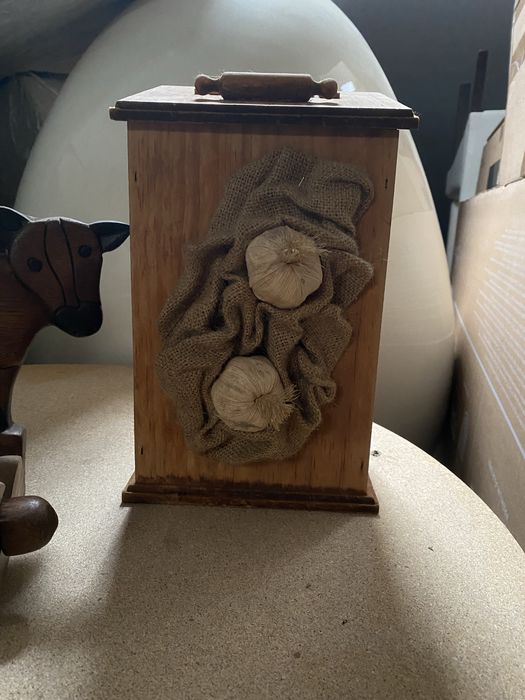 2 caixas de madeira decorativas