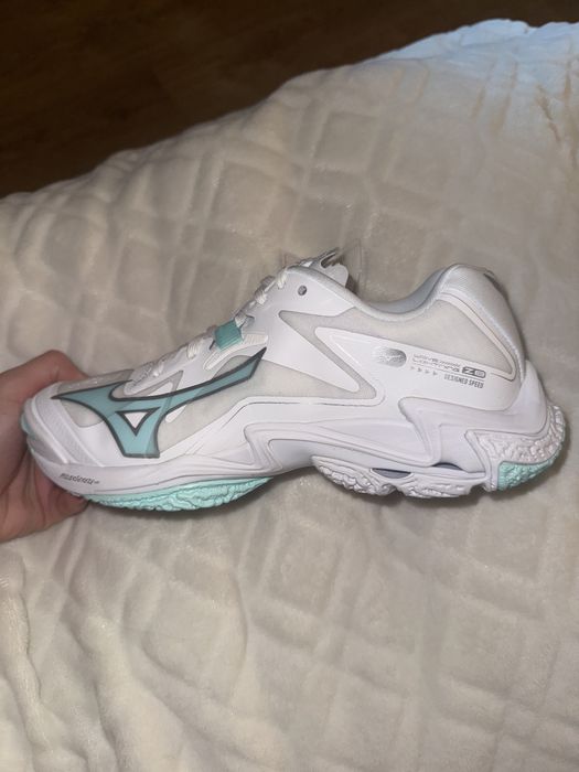 Buty mizuno damskie 37