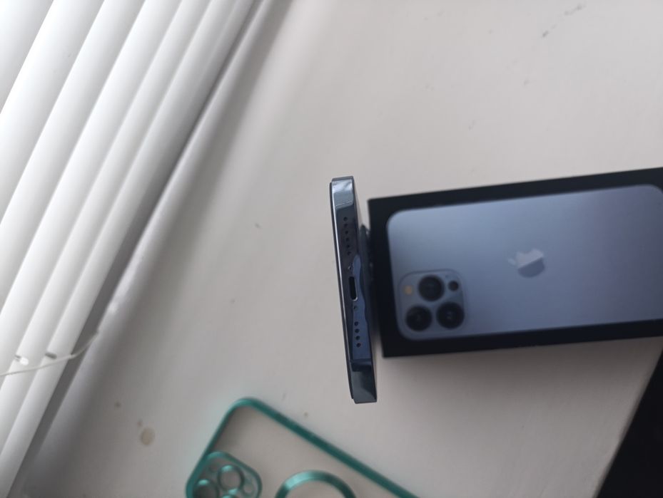 iPhone 13 pro max 128 neverlock