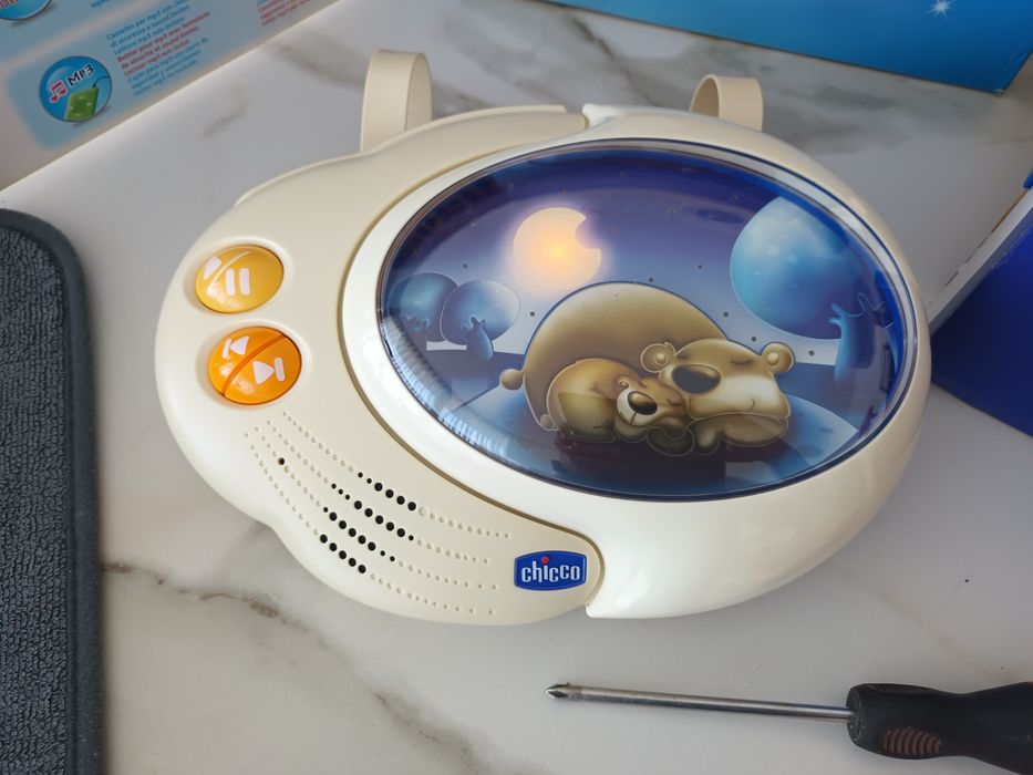 Nuvem musical Chicco para berço
