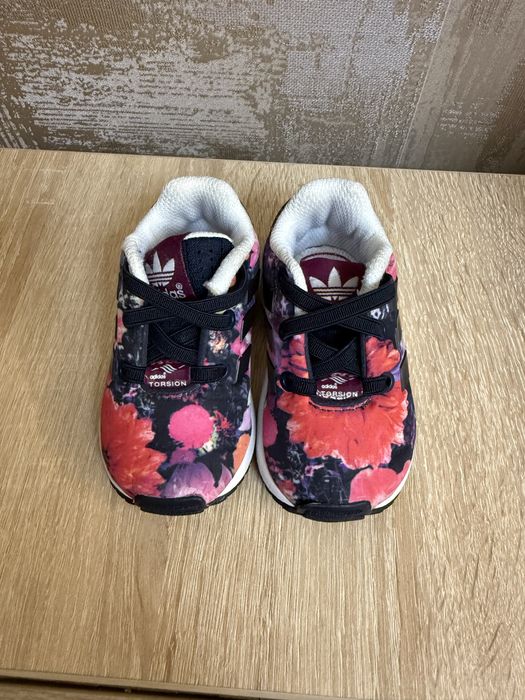 Кросівки adidas, оригінал, на  12 см