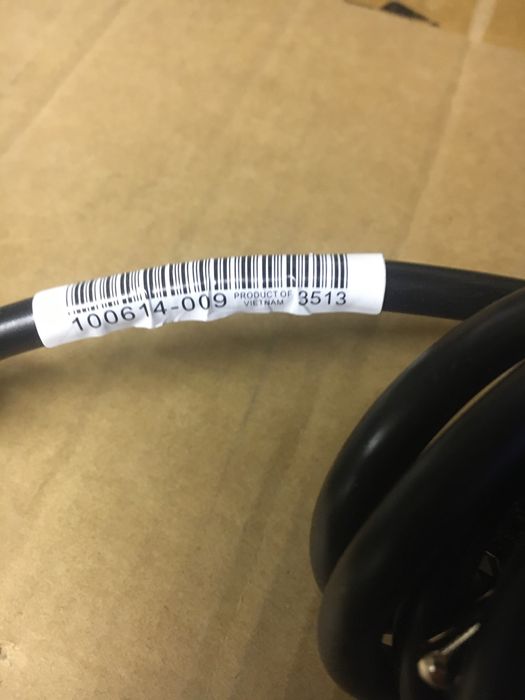 Кабель питания (оригинал) для подключения ПК, мониторов, БП итп