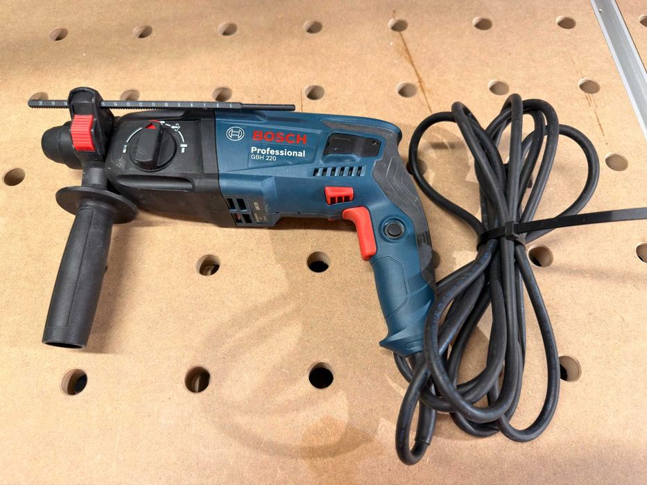Młotowiertarka Bosch GBH 220 Professional (Stan Idealny)