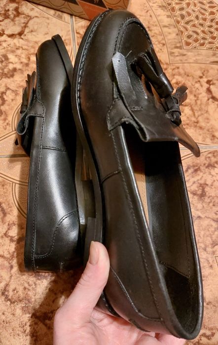 Нові шкіряні лофери