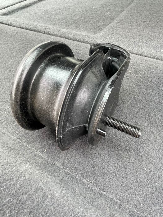 Suportes de Motor Novos para Infiniti M45 – Esq. e Dir.