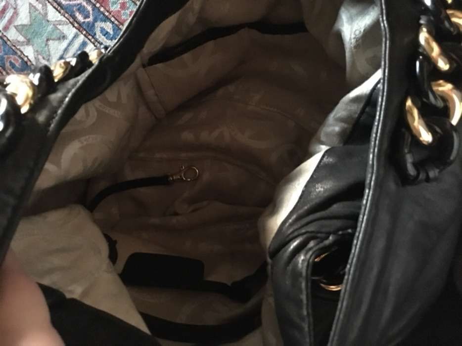 Mala Michael Kors