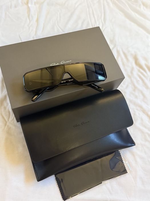 Rick Owens Geth Sunglasses in Black