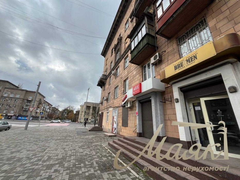 Продам приміщення 70 кв.м,пр.Соборниий,пл.Запорізька