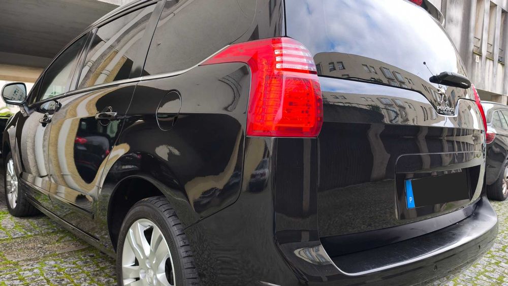 Peugeot 5008 1.6 Blue Hdi allure