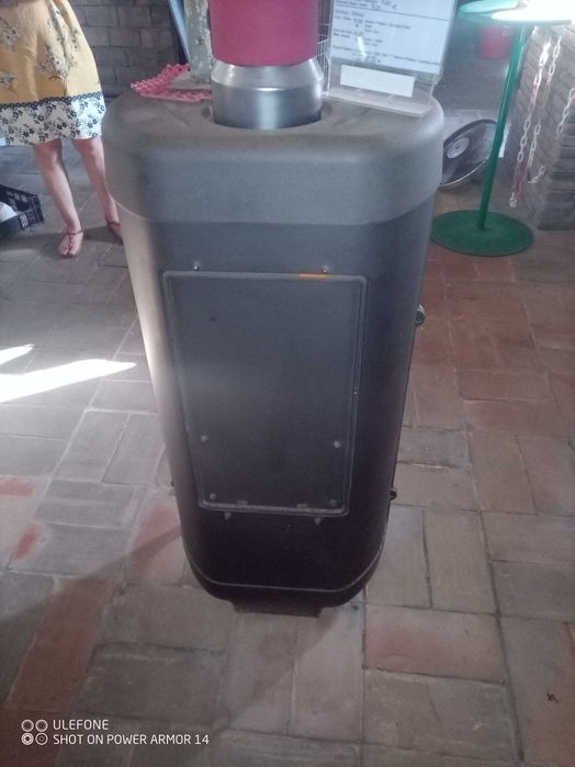 Recheio de bar. Muita coisa tudo em bom estado