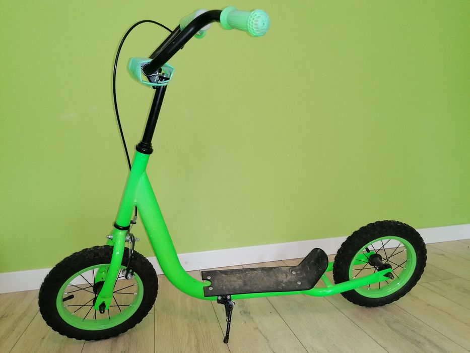 Самокат, надувні колеса 12х2,125