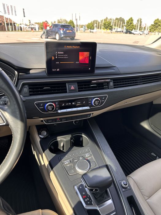 Audi A4 2019 Premium