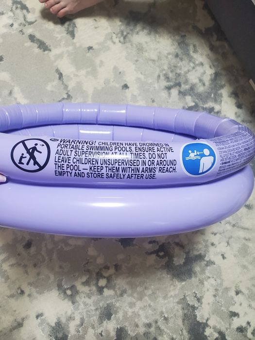 Детский бассейн, маленький для малышей