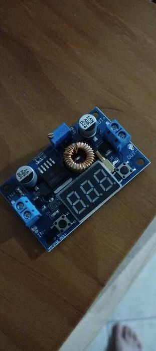 Понижающий DC-DC преобразователь XL4015, 5A, 75W регулируемый вольтметром 1.25V – 36V