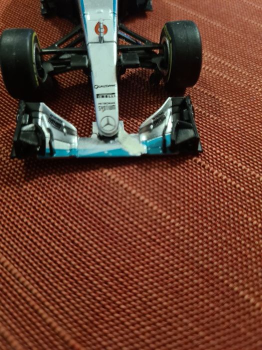 Modelo 1/43 Mercdes f1 2016