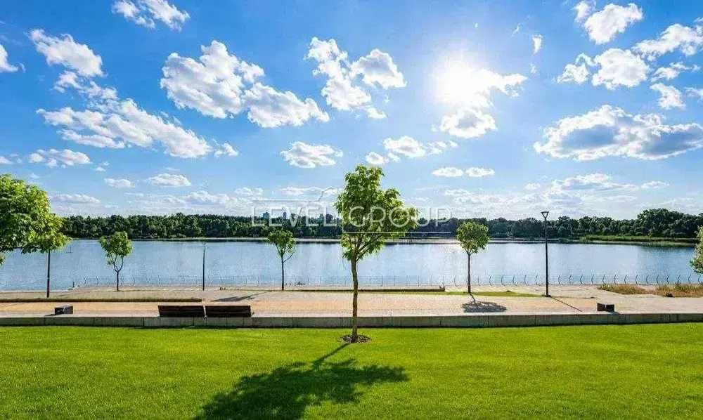 Продається простора 1-кімнатна квартира в ЖК Русанівська Гавань з прямим видом на Дніпро/ст.м. Лівобережна