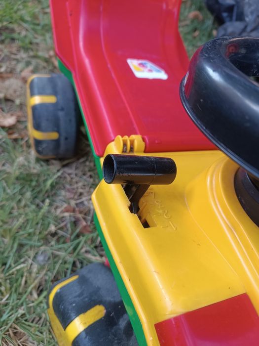 Carrinho de brincar com mala