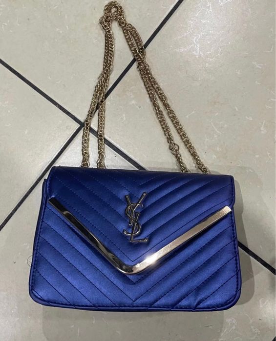 Mala azul metalizada ysl