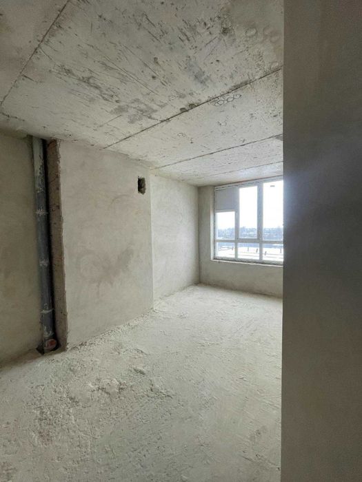 1 кімнатна квартира 5хв до парку індивідуальне опален готова до ремонт