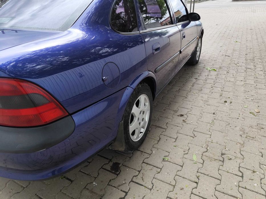 Опель Вектра В 1997