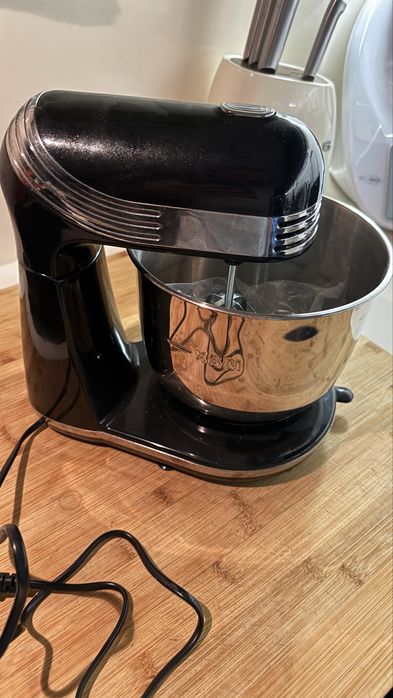Batedeira preta Jocca