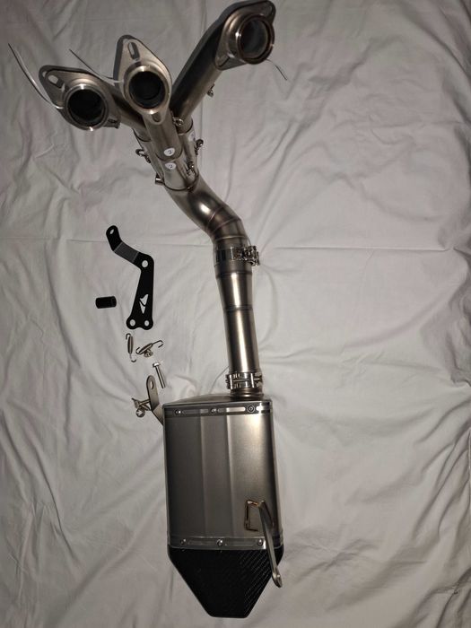 Escape Yamaha mt-09 xsr 900 tracer GT Tipo leovince