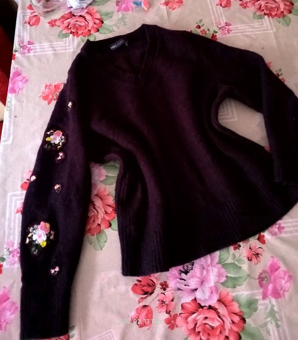 Светр світшот кофта вовна шерсть вишивка