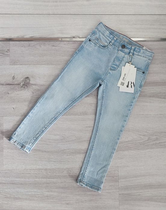 Jeansy spodnie jeansowe rurki Zara
