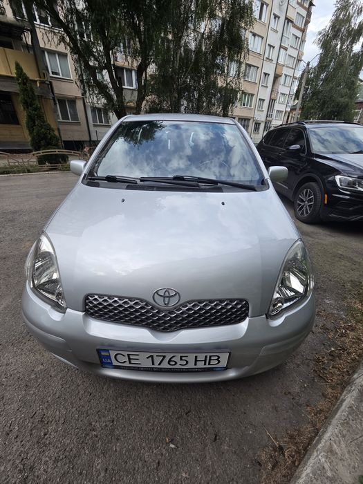 Toyota yaris 1,3 (Тойота яріс)