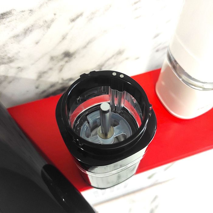 Набір електричних подрібнювачів для перцю та солі Zwilling.