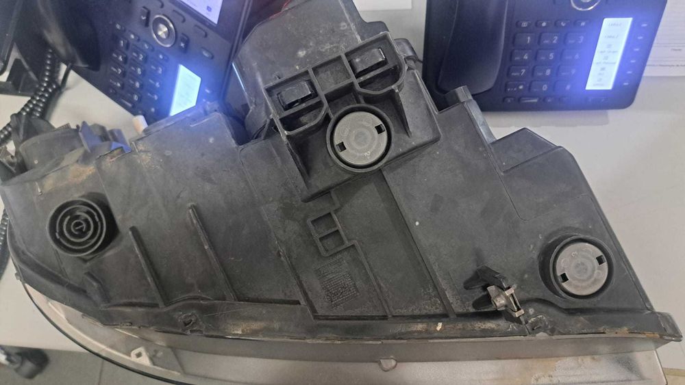 Farol esquerdo bmw E91 led