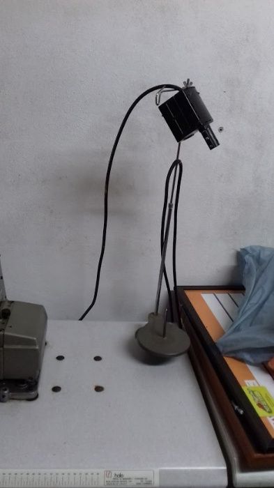 Máquina de Pregar Botões
