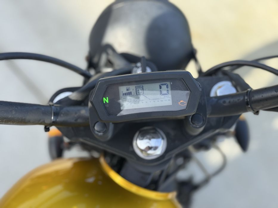 Mash 125 / 10.000km / 2021